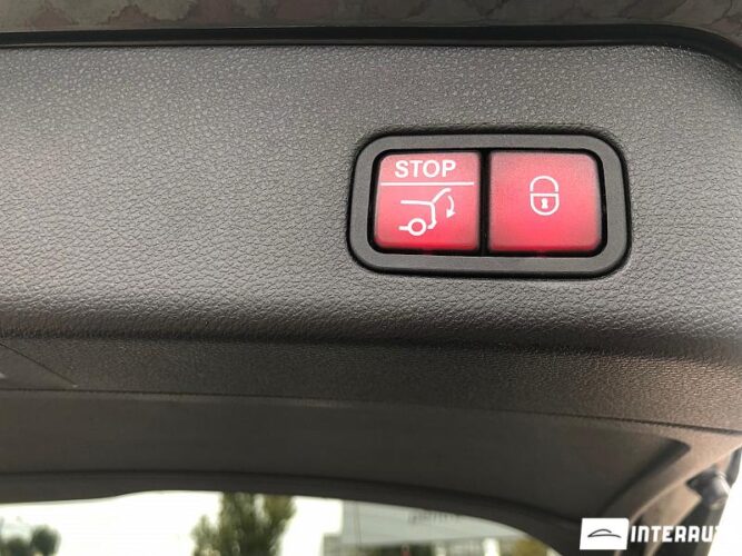 Mercedes GLE 550e 51 interauto-car