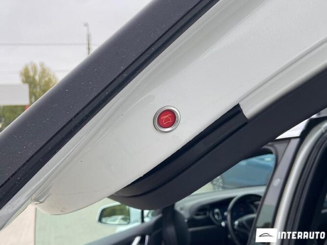 Tesla Model X 53 interauto-car