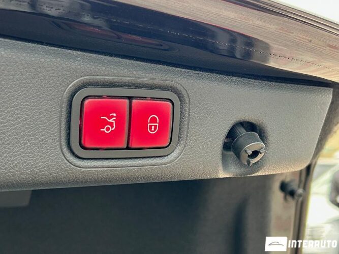 Mercedes E 220 47 interauto-car