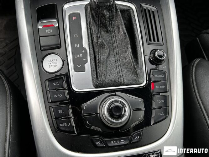 Audi Q5 44 interauto-car