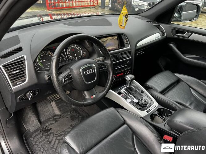 Audi Q5 40 interauto-car