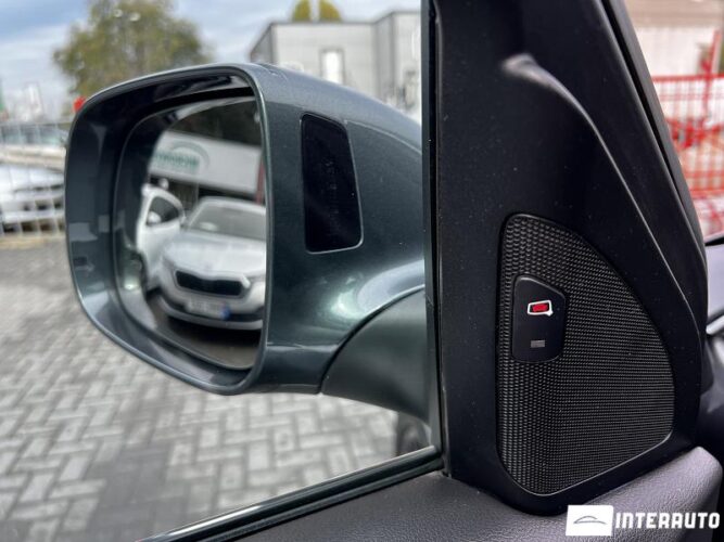 Audi Q5 52 interauto-car