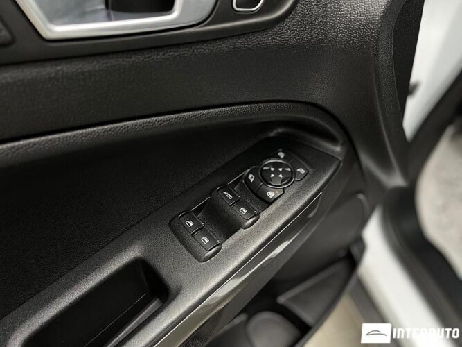 Ford Ecosport 41 interauto-car