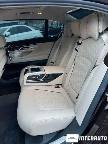 BMW 730 39 interauto-car