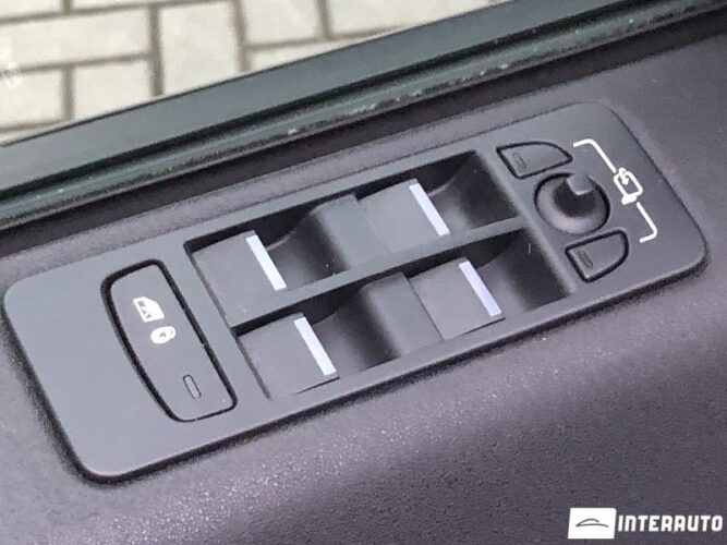 Land Rover Discovery Sport 50 interauto-car