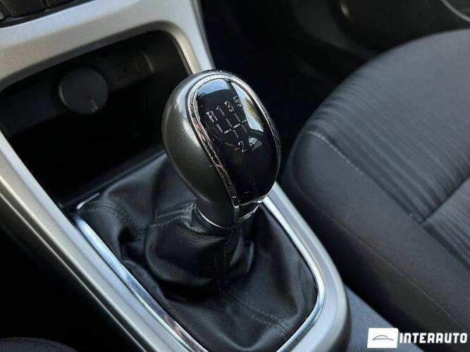 opel Astra 2011