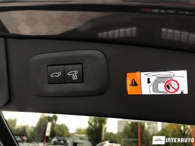 Lexus RZ 450e 58 interauto-car