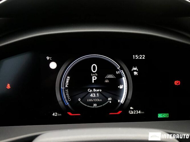 Lexus RZ 450e 46 interauto-car