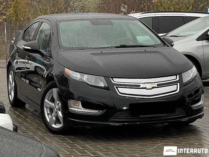 Chevrolet Volt 30 interauto-car