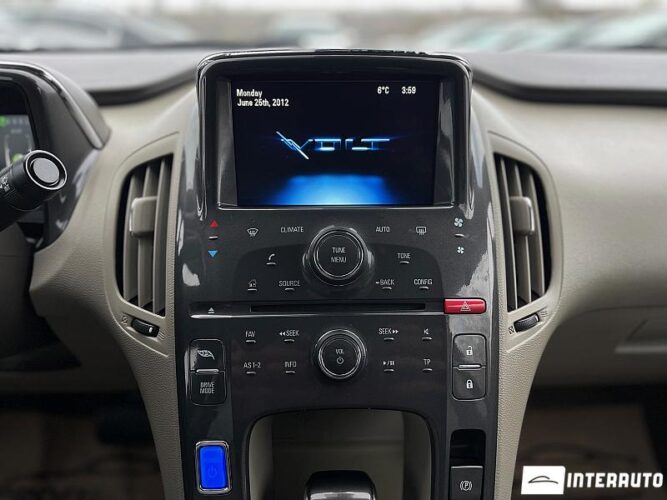 Chevrolet Volt 39 interauto-car