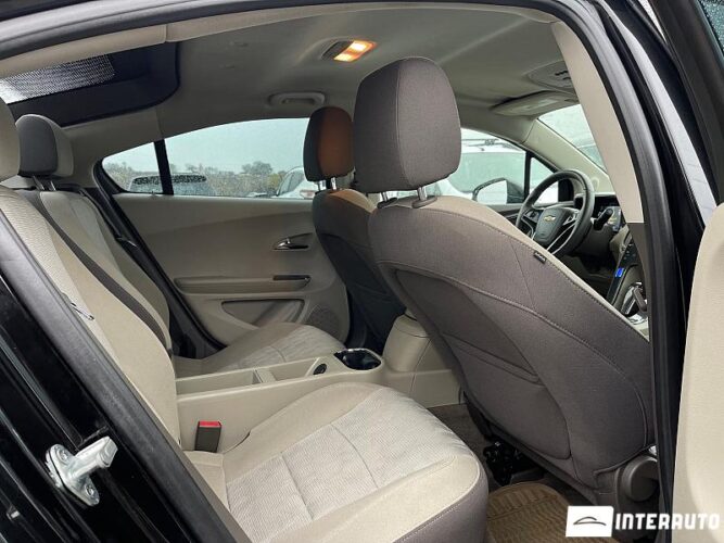 Chevrolet Volt 42 interauto-car