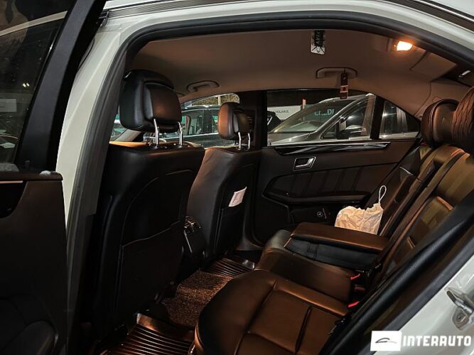 Mercedes E 200 33 interauto-car