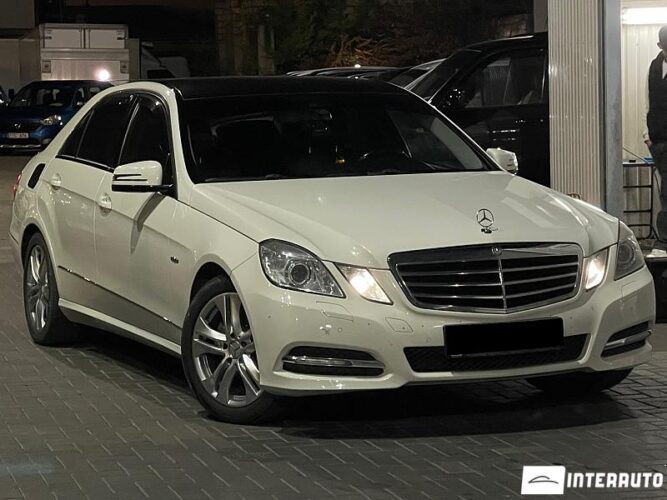 Mercedes E 200 31 interauto-car