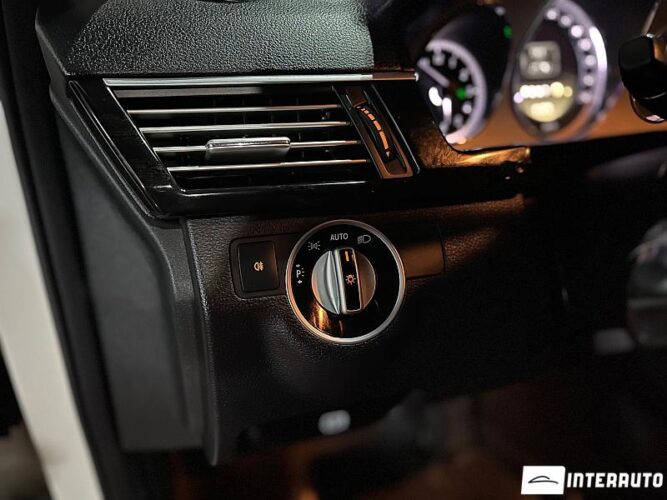 Mercedes E 200 41 interauto-car