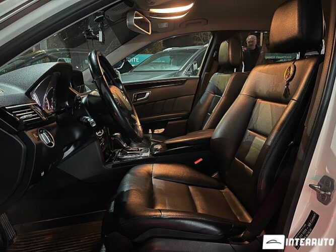 Mercedes E 200 32 interauto-car