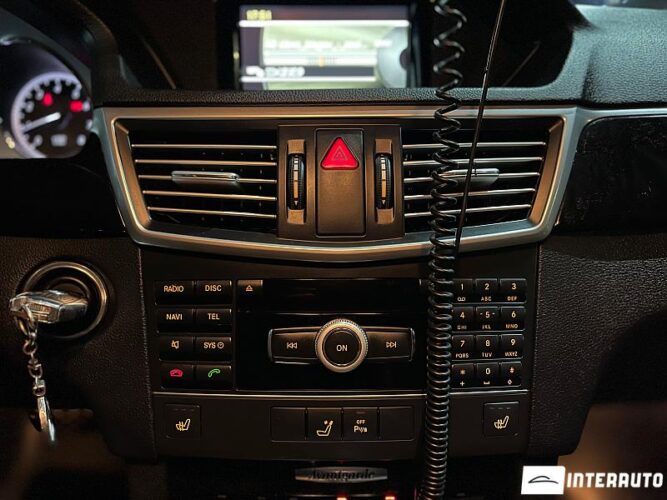 Mercedes E 200 37 interauto-car