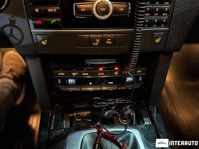 Mercedes E 200 38 interauto-car