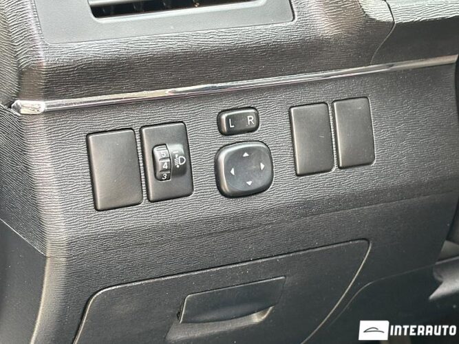 Toyota Avensis 39 interauto-car