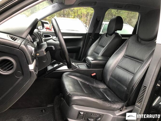 Porsche Cayenne S 36 interauto-car