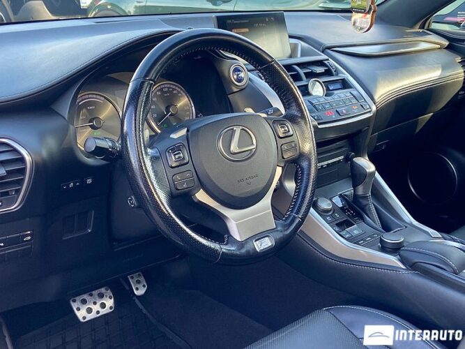 Lexus NX 300H 41 interauto-car