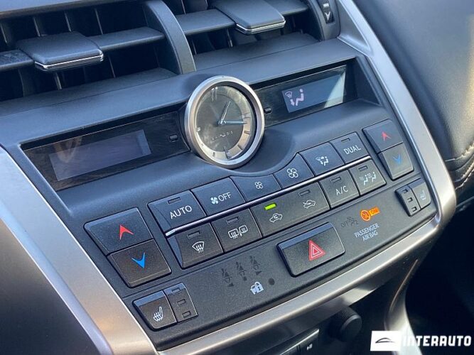 Lexus NX 300H 46 interauto-car