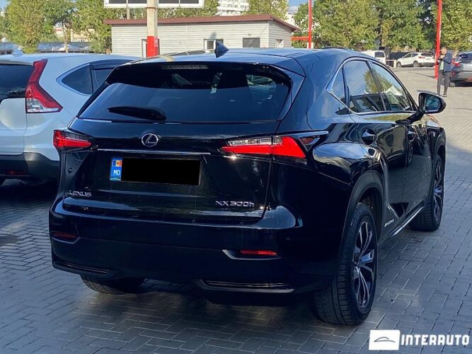 Lexus NX 300H 35 interauto-car