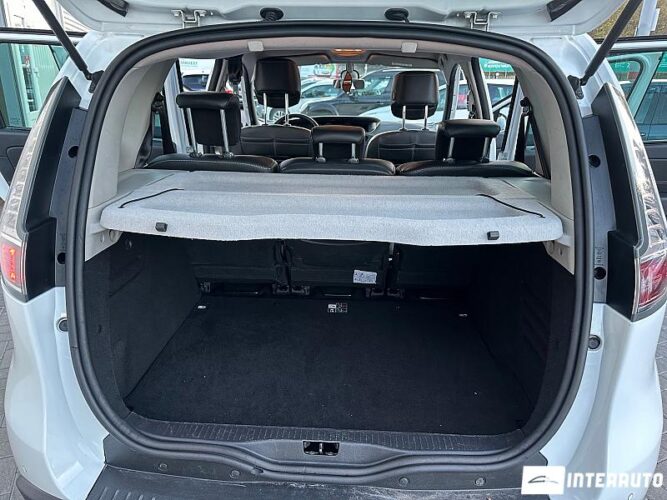 Renault Scenic 47 interauto-car