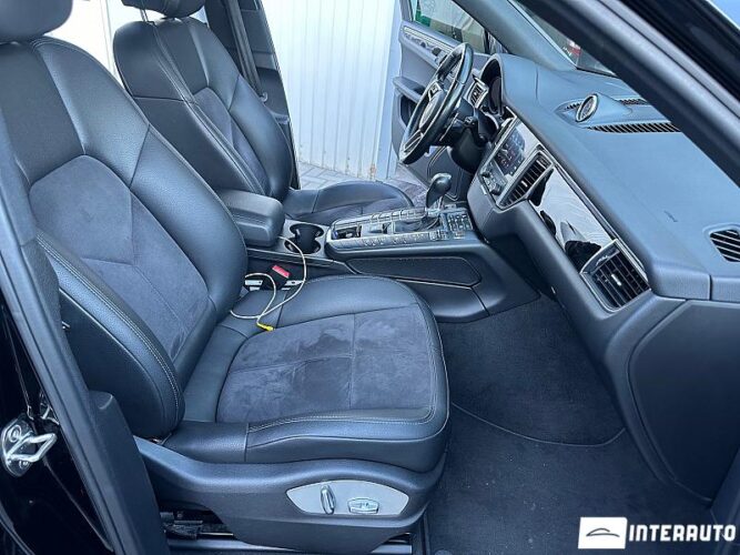 Porsche Macan 36 interauto-car