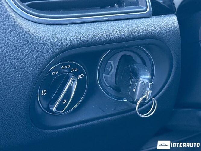 Porsche Macan 45 interauto-car