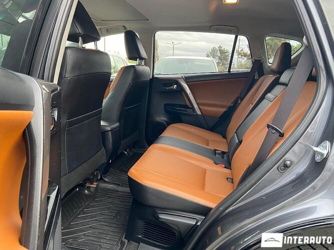 Toyota Rav-4 49 interauto-car