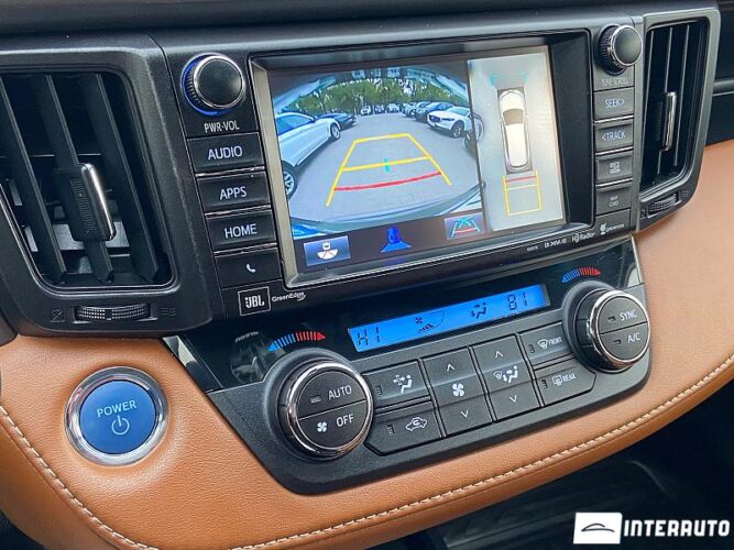 Toyota Rav-4 45 interauto-car