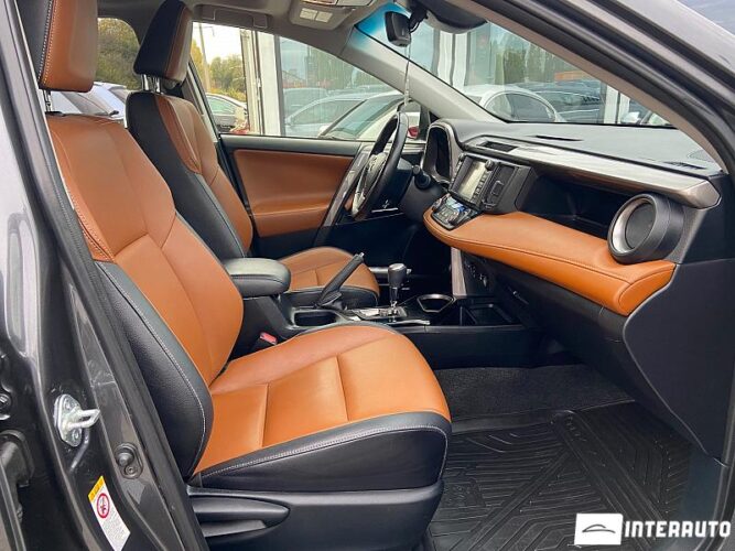 Toyota Rav-4 51 interauto-car