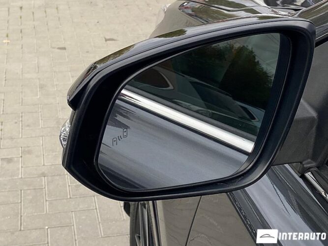 Toyota Rav-4 38 interauto-car