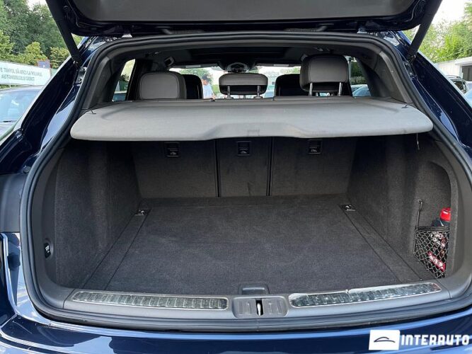 Porsche Macan 57 interauto-car