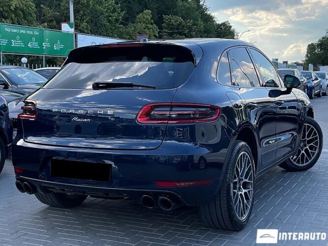 Porsche Macan 38 interauto-car