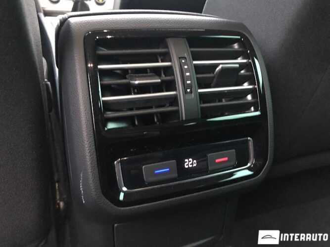 Volkswagen Passat 42 interauto-car