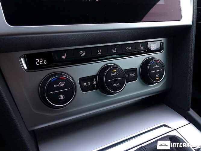 Volkswagen Passat 37 interauto-car