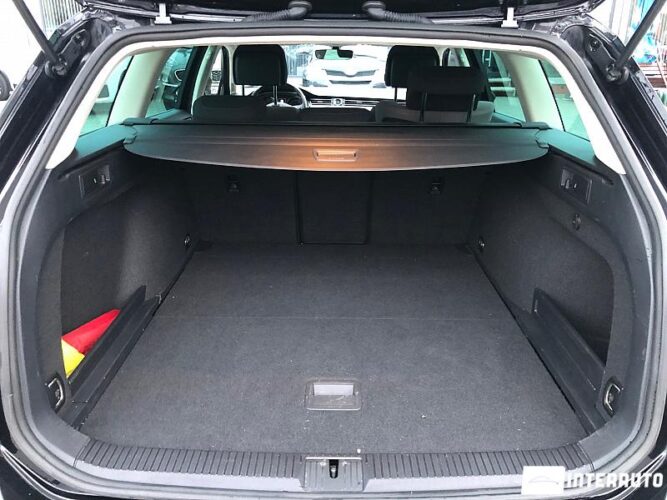 Volkswagen Passat 43 interauto-car