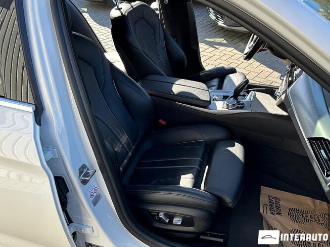 BMW 520 44 interauto-car