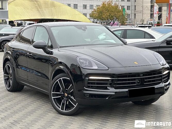 Porsche Cayenne E-Hybrid Coupe 41 interauto-car