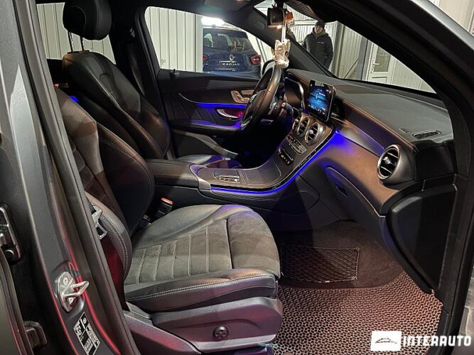 Mercedes GLC 300 Coupe 56 interauto-car