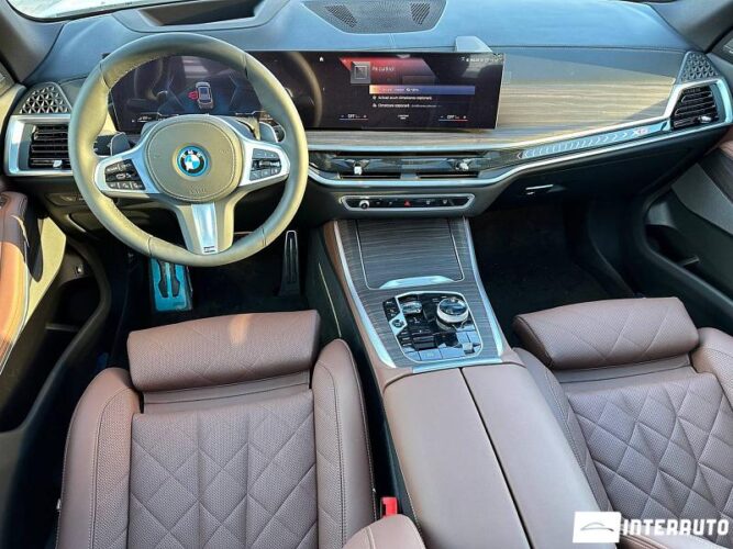 BMW X5 5.0e 43 interauto-car