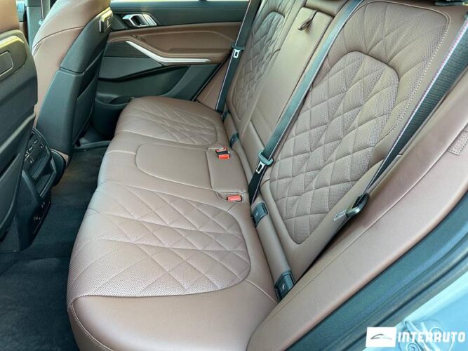 BMW X5 5.0e 57 interauto-car