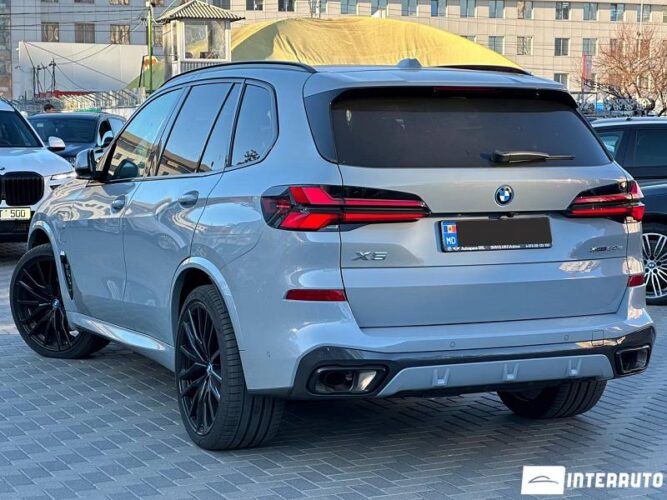 BMW X5 5.0e 40 interauto-car