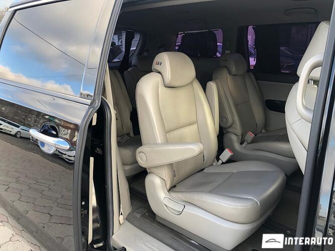 Kia Carnival 49 interauto-car