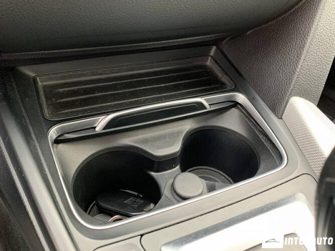 bmw 330E 2016
