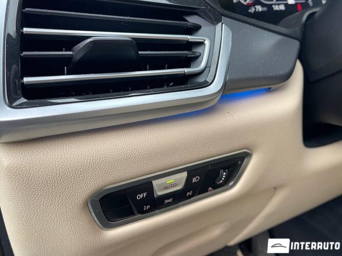 BMW X5 4.5e 54 interauto-car