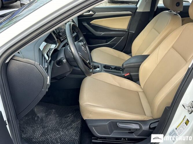 Volkswagen Jetta 38 interauto-car