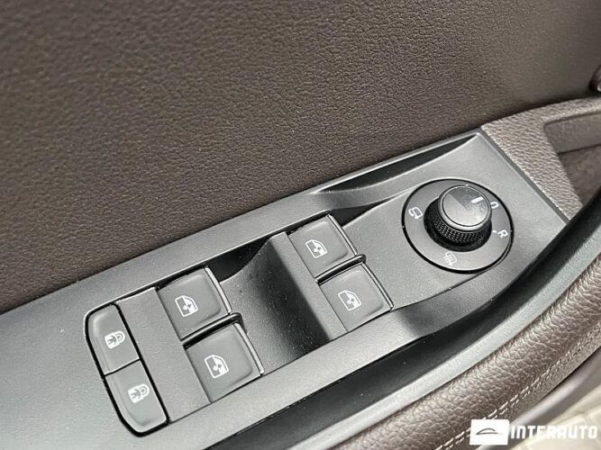 Skoda Superb 45 interauto-car