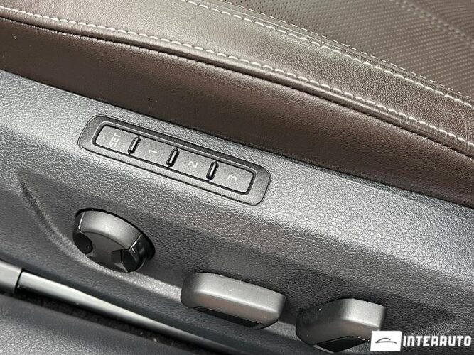 Skoda Superb 48 interauto-car